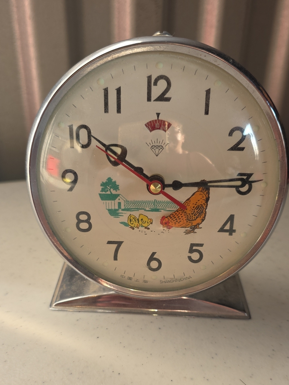 Vintage Farmhouse Hen Alarm Clock Retro Metal Desk Clock
